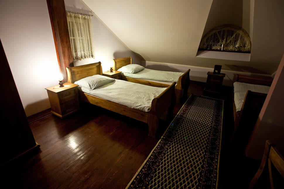 Dwor Na Wichrowym Wzgorzu Bed & Breakfast Przybysławice Dış mekan fotoğraf