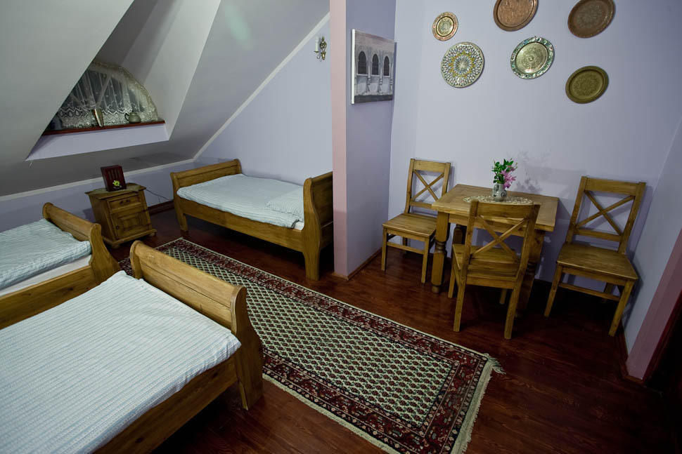 Dwor Na Wichrowym Wzgorzu Bed & Breakfast Przybysławice Dış mekan fotoğraf