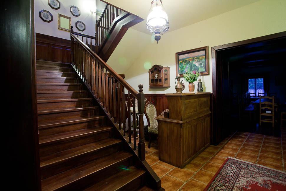 Dwor Na Wichrowym Wzgorzu Bed & Breakfast Przybysławice Dış mekan fotoğraf